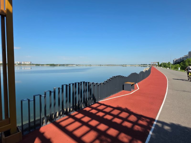 Plimbarea completă în jurul Lacului Morii: ce găsești pe fiecare mal