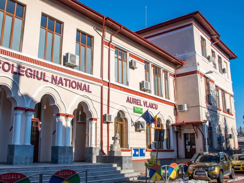 Colegiul Național „Aurel Vlaicu” - Descoperă acest loc din București