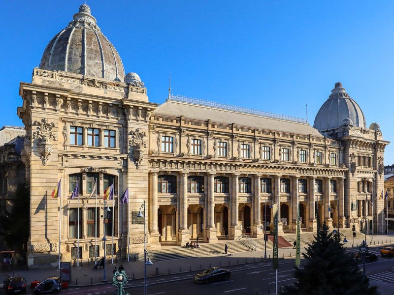 Muzeul Național de Istorie a României (MNIR) - Descoperă acest loc din ...